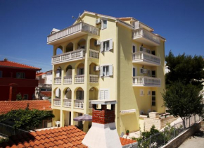  Apartments Zdravko  Трогир